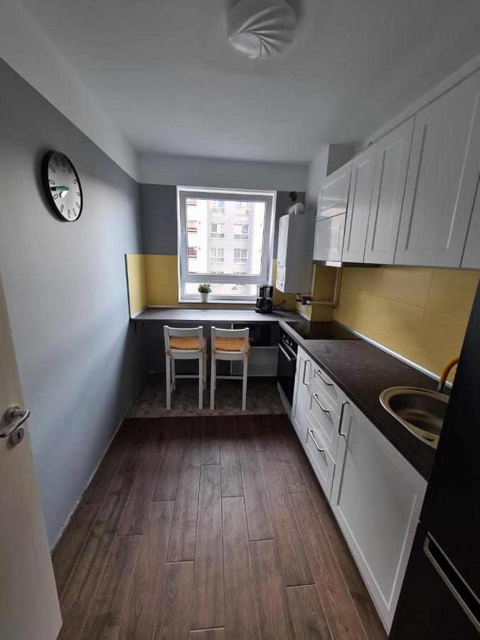 Garsoniera Zebra Apartment Brasov Bagian luar foto