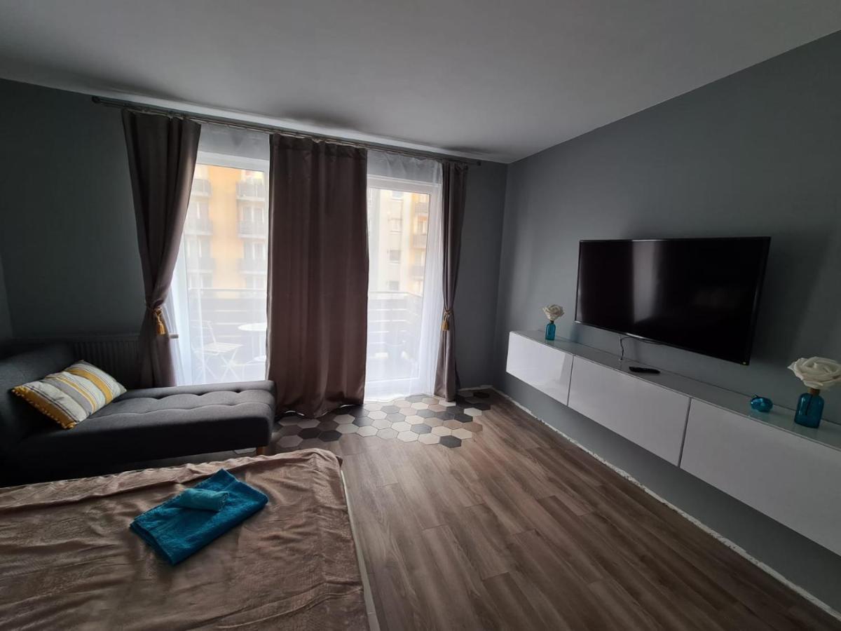 Garsoniera Zebra Apartment Brasov Bagian luar foto